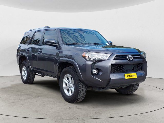Used 2023 Toyota 4Runner SR5 AWD/4WD image 3