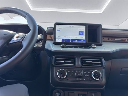 Used 2024 Ford Maverick Lariat w/ 4K Tow Package image 15