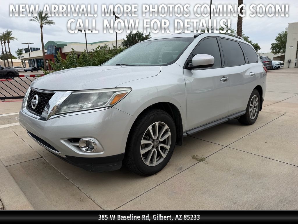 Used 2016 Nissan Pathfinder SV w/ Trailer Tow Package AWD/4WD image 1