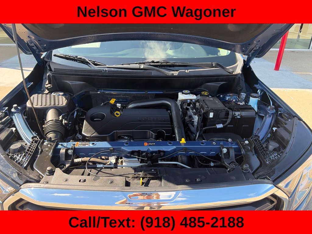 Used 2024 GMC Terrain SLE w/ Driver Convenience Package FWD image 12