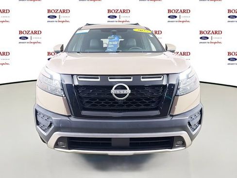Used 2025 Nissan Pathfinder Rock Creek AWD/4WD image 2