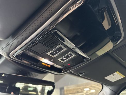 Used 2019 Land Rover Range Rover Autobiography AWD/4WD image 15