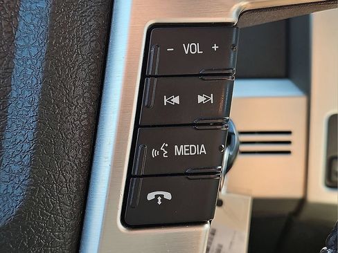Used 2011 Ford F150 Platinum RWD image 23