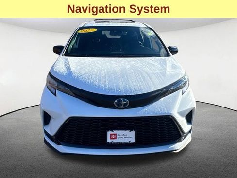 Certified 2025 Toyota Sienna XSE image 4
