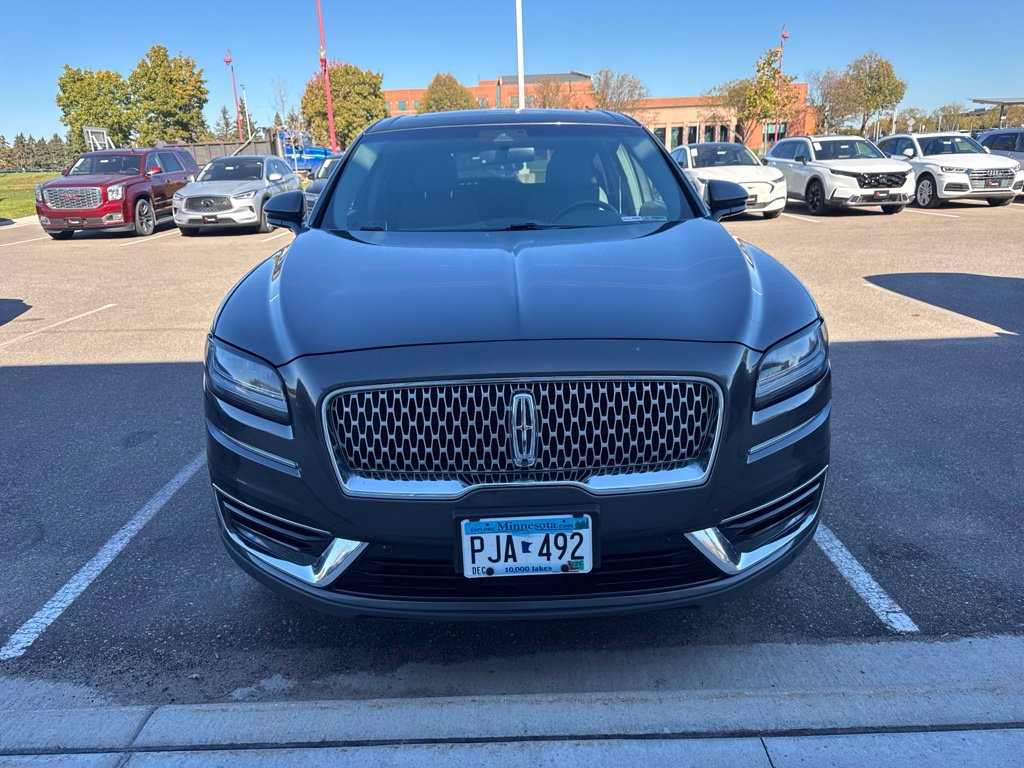 Used 2019 Lincoln Nautilus Reserve AWD/4WD image 2