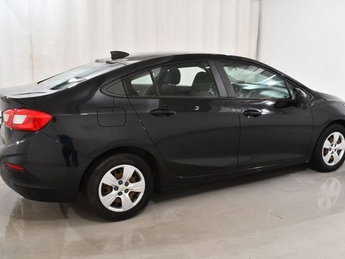 Used 2016 Chevrolet Cruze LS FWD image 11
