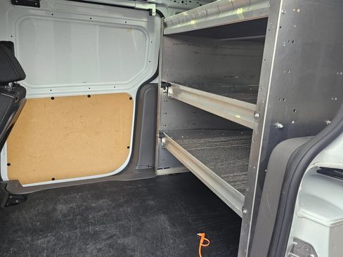 Used 2019 Ford Transit Connect XLT FWD image 12
