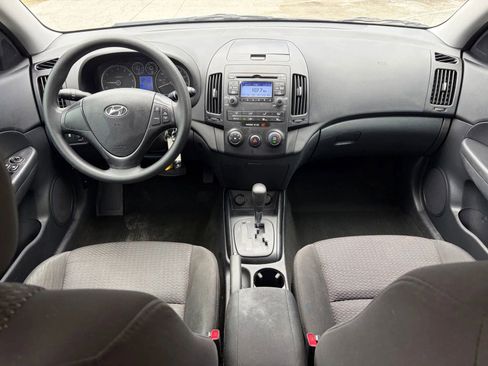 Used 2012 Hyundai Elantra GLS image 16