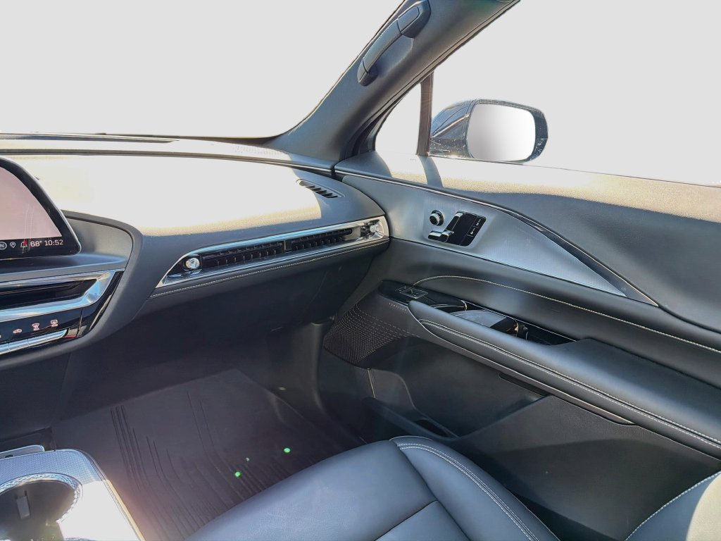 Used 2024 Cadillac Lyriq Tech w/ Driver Assist Package RWD image 25