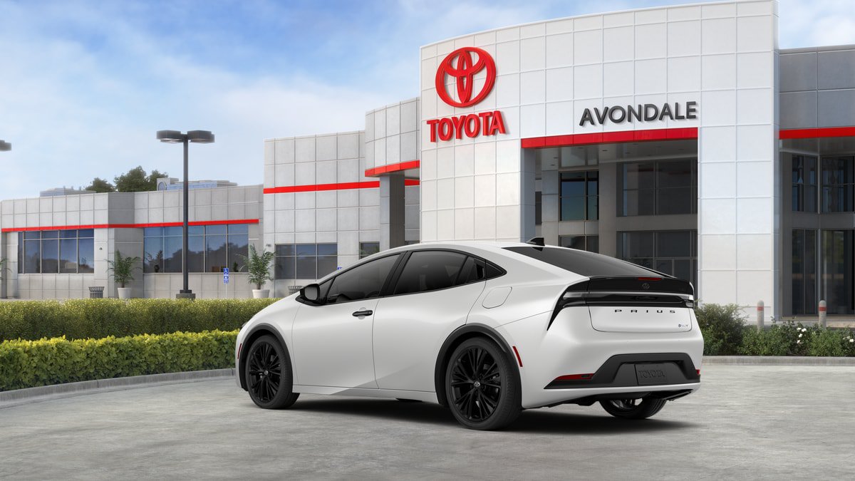 New 2027 Toyota Prius Plug-In Hybrid FWD image 6