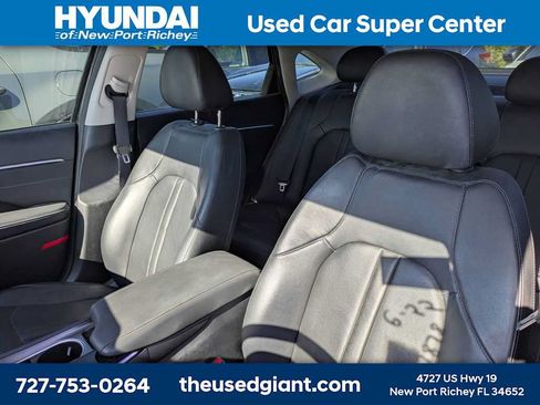 Used 2021 Hyundai Sonata Limited FWD image 3