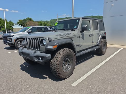 Used 2021 Jeep Wrangler Unlimited Sport AWD/4WD image 8
