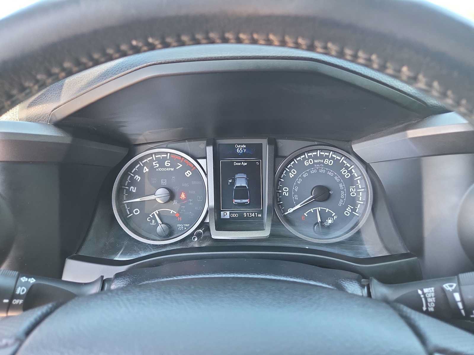 Used 2023 Toyota Tacoma TRD Off-Road w/ Advanced Technology Package AWD/4WD image 26