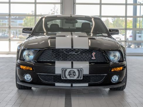 Used 2007 Ford Mustang Shelby GT500 RWD image 11