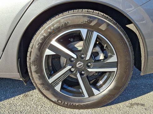 Used 2024 Nissan Sentra SV image 6