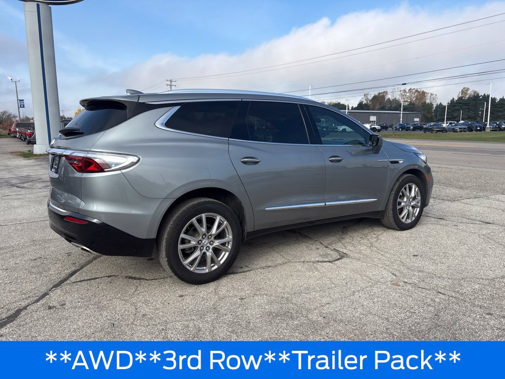 Used 2023 Buick Enclave Premium AWD/4WD image 8