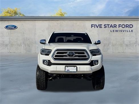 Used 2020 Toyota Tacoma Limited image 7