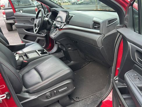 Used 2025 Honda Odyssey Sport-L image 12