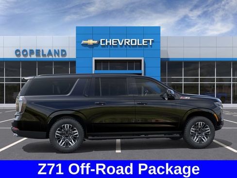 New 2026 Chevrolet Suburban Z71 w/ Z71 Off-Road Package AWD/4WD image 6