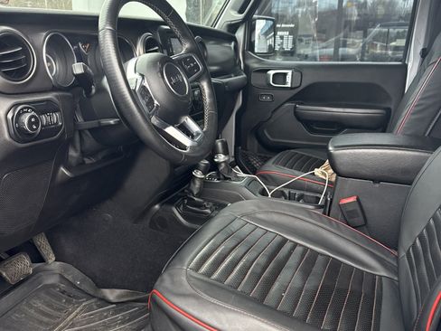 Used 2020 Jeep Gladiator Sport w/ Quick Order Package 24S image 8