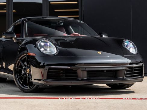 Certified 2021 Porsche 911 Carrera RWD image 9