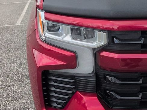 Used 2022 Chevrolet Silverado 1500 RST w/ Convenience Package II RWD image 10
