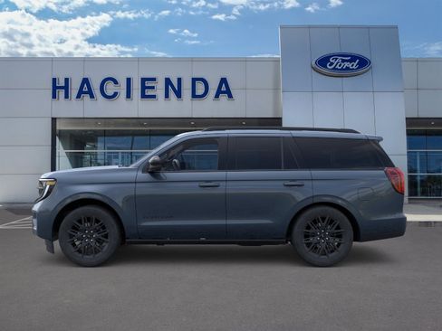 New 2026 Ford Expedition Platinum w/ Stealth Appearance Package AWD/4WD image 3