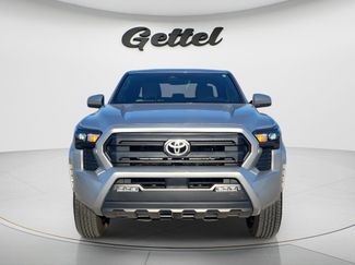 Certified 2025 Toyota Tacoma SR5 AWD/4WD video 2