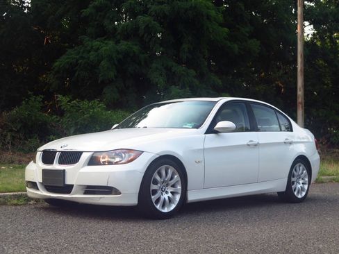 Used 2008 BMW 328i Sedan RWD image 1