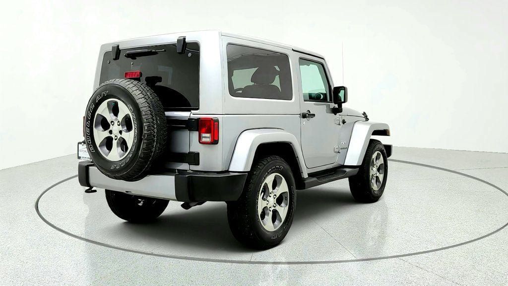 Used 2016 Jeep Wrangler Sahara w/ Connectivity Group AWD/4WD image 5