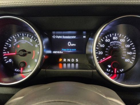 Used 2020 Ford Mustang Coupe RWD image 23