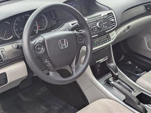 Used 2015 Honda Accord EX image 9