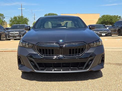 New 2027 BMW 550e xDrive AWD/4WD image 10