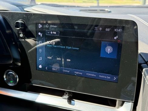 Used 2024 Chevrolet Corvette Stingray Preferred Cpe w/ Z51 Performance Package image 19