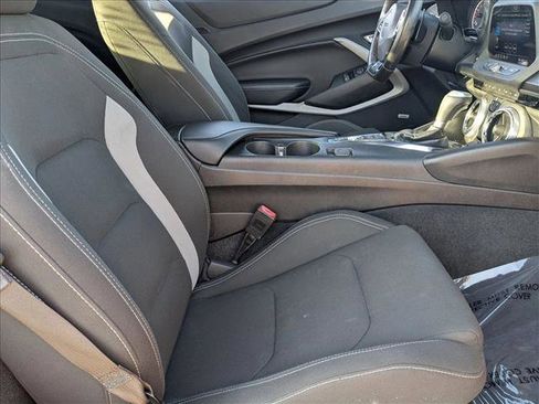 Used 2019 Chevrolet Camaro LT w/ Technology Package RWD image 19
