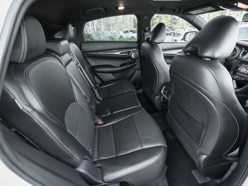 Certified 2023 INFINITI QX55 Essential image 35