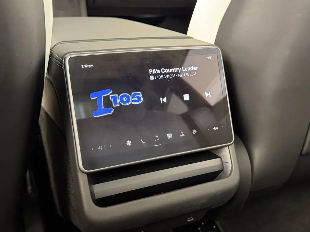 Used 2025 Tesla Model 3 Long Range AWD/4WD image 33