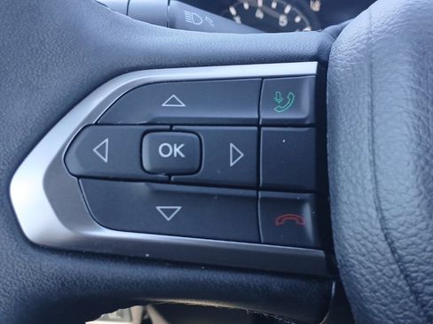 Certified 2023 Jeep Compass Altitude w/ Convenience Group image 18