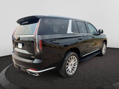 Used 2024 Cadillac Escalade Premium Luxury w/ Performance Package AWD/4WD image 6