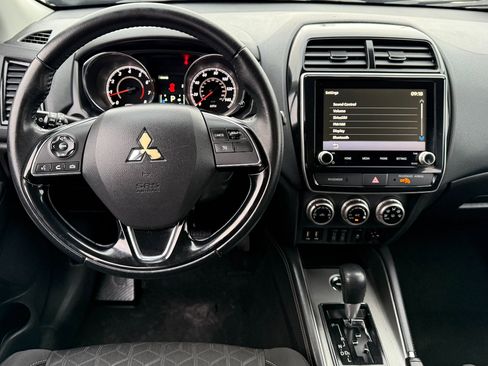 Used 2021 Mitsubishi Outlander Sport SE image 10