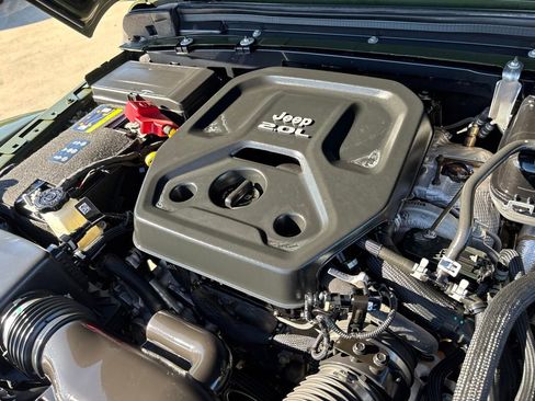 Used 2022 Jeep Wrangler Unlimited Rubicon 4xe w/ Steel Bumper Group image 31