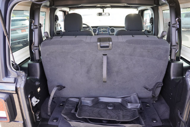 Used 2021 Jeep Wrangler Sport AWD/4WD image 20