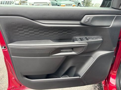 Used 2025 Ford Ranger XL image 9