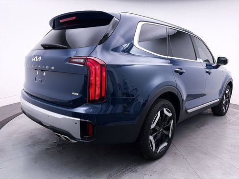 Used 2024 Kia Telluride S w/ S Sunroof Package image 16