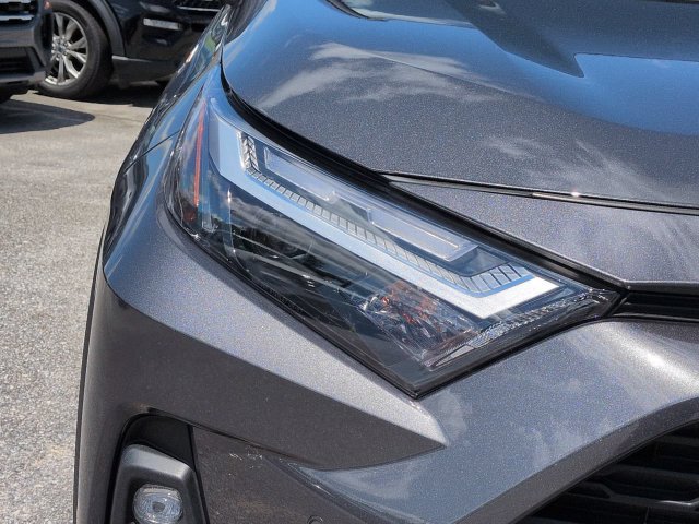 Used 2023 Toyota RAV4 XLE Premium AWD/4WD image 10