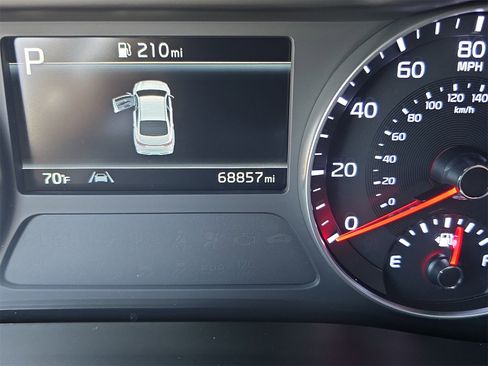 Used 2023 Kia Forte LXS w/ LXS Technology Package image 23