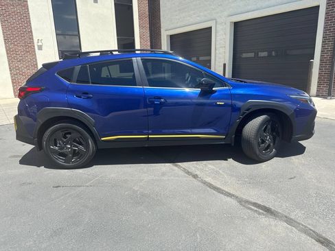 Used 2024 Subaru Crosstrek 2.5i Sport AWD/4WD image 9