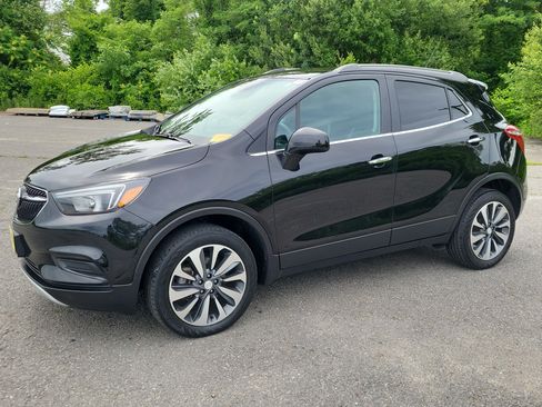 Used 2022 Buick Encore Preferred w/ Safety Package AWD/4WD image 1