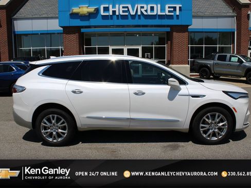 Certified 2023 Buick Enclave Essence w/ Experience Buick Package AWD/4WD image 1