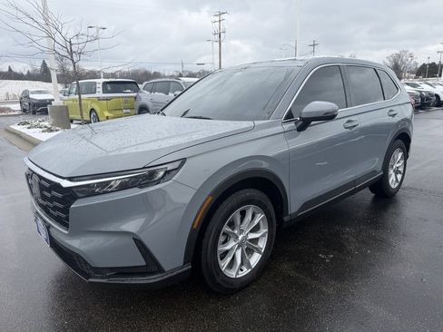 Used 2024 Honda CR-V EX image 2